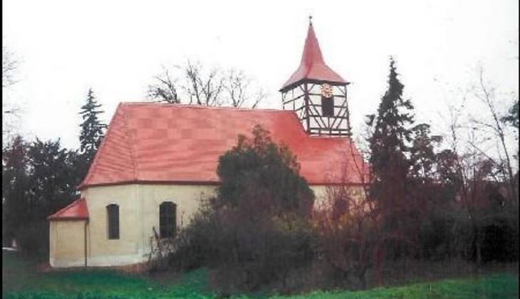 Kirche Breitenhagen.JPG